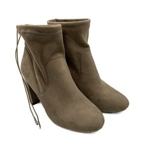 Qupid Taupe Faux Suede Ankle Sock Tie back Booties size 7